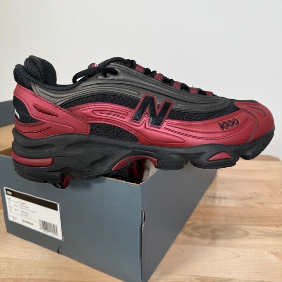New Balance 1000 Red Black Running Sneakers Mens Size 11 main image 9